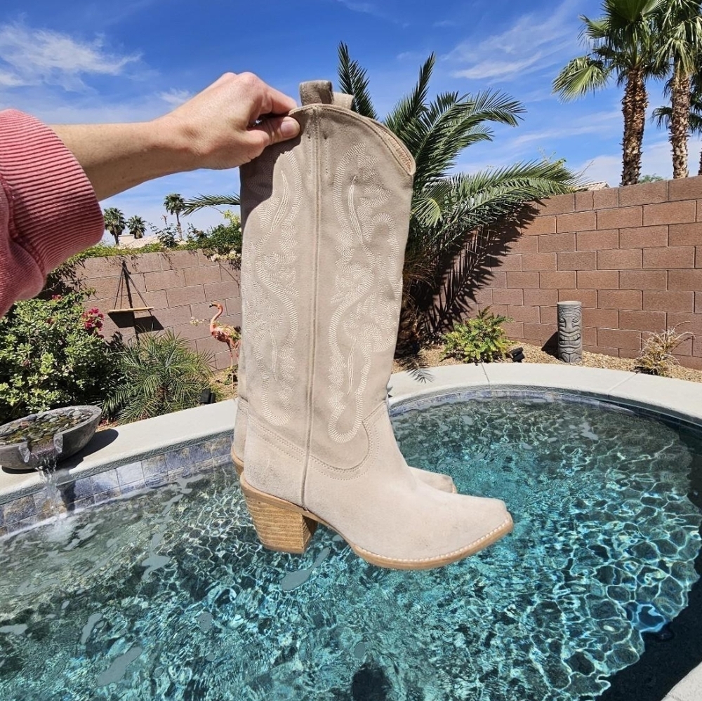 Jeffrey Campbell Tan Suede Western Boots - Picture 4 of 9